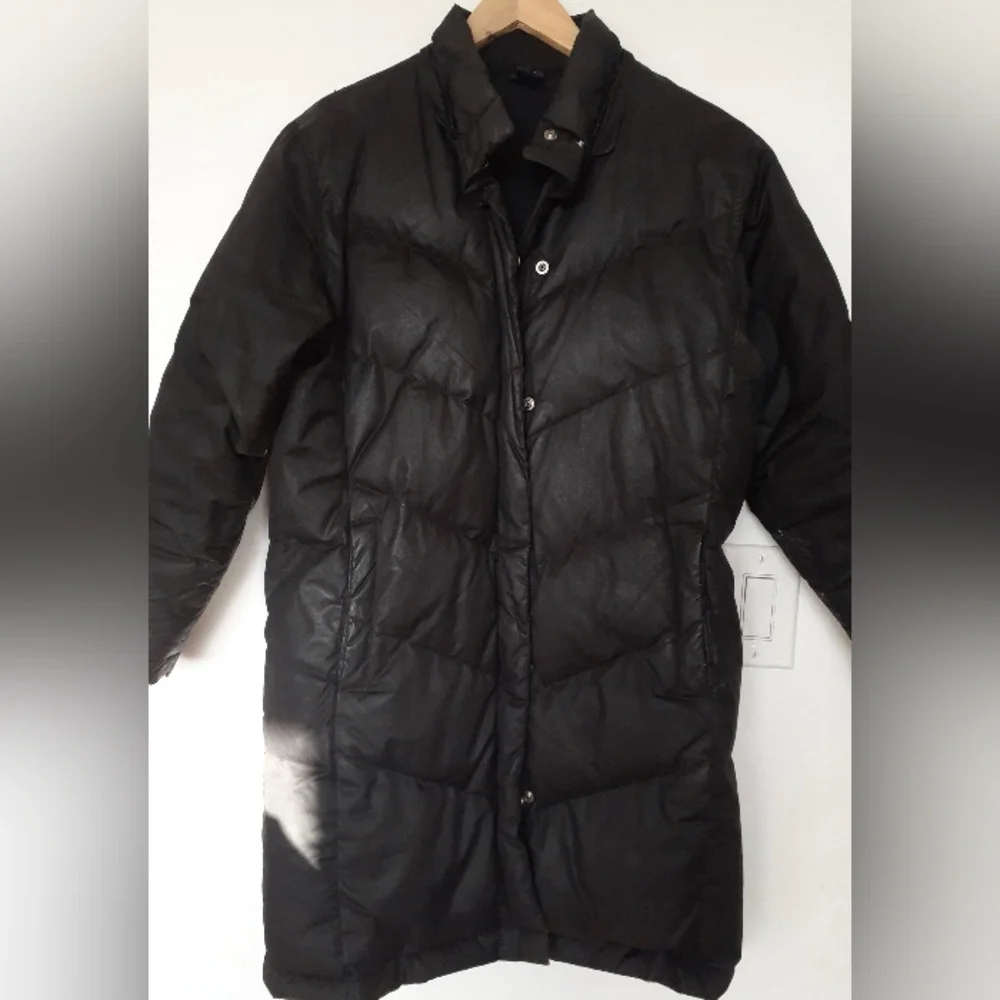 Down-filled, fleece-lined winter coat for kids or adults, with detachable hood. - Picture 4 of 12